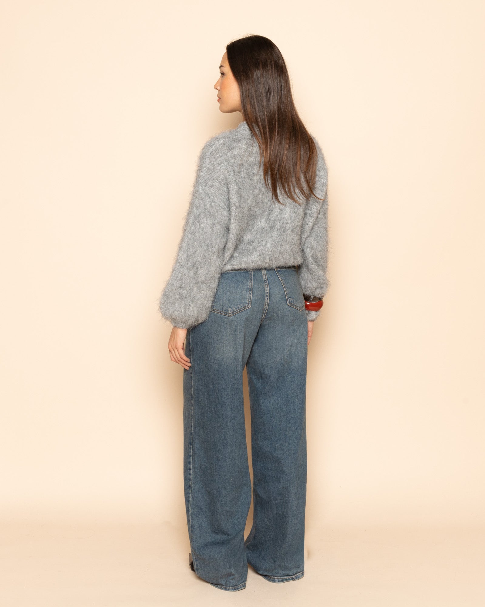BRUSHED MOHAIR KNIT GREY