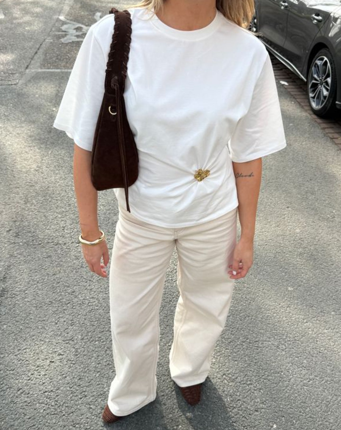 BROCHE TEE CREAM