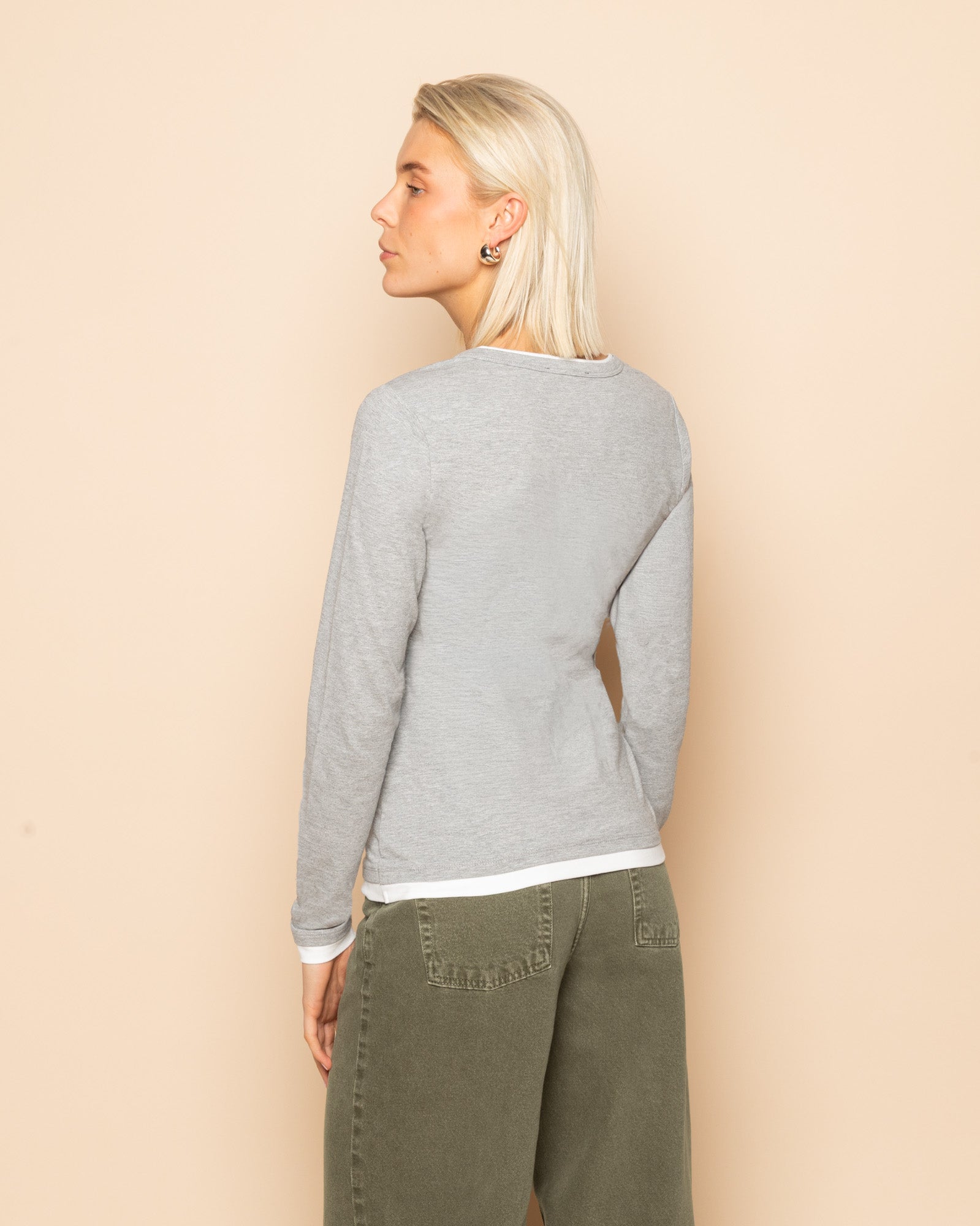 CONTRAST BINDING LONG SLEEVE TOP GREY MELANGE