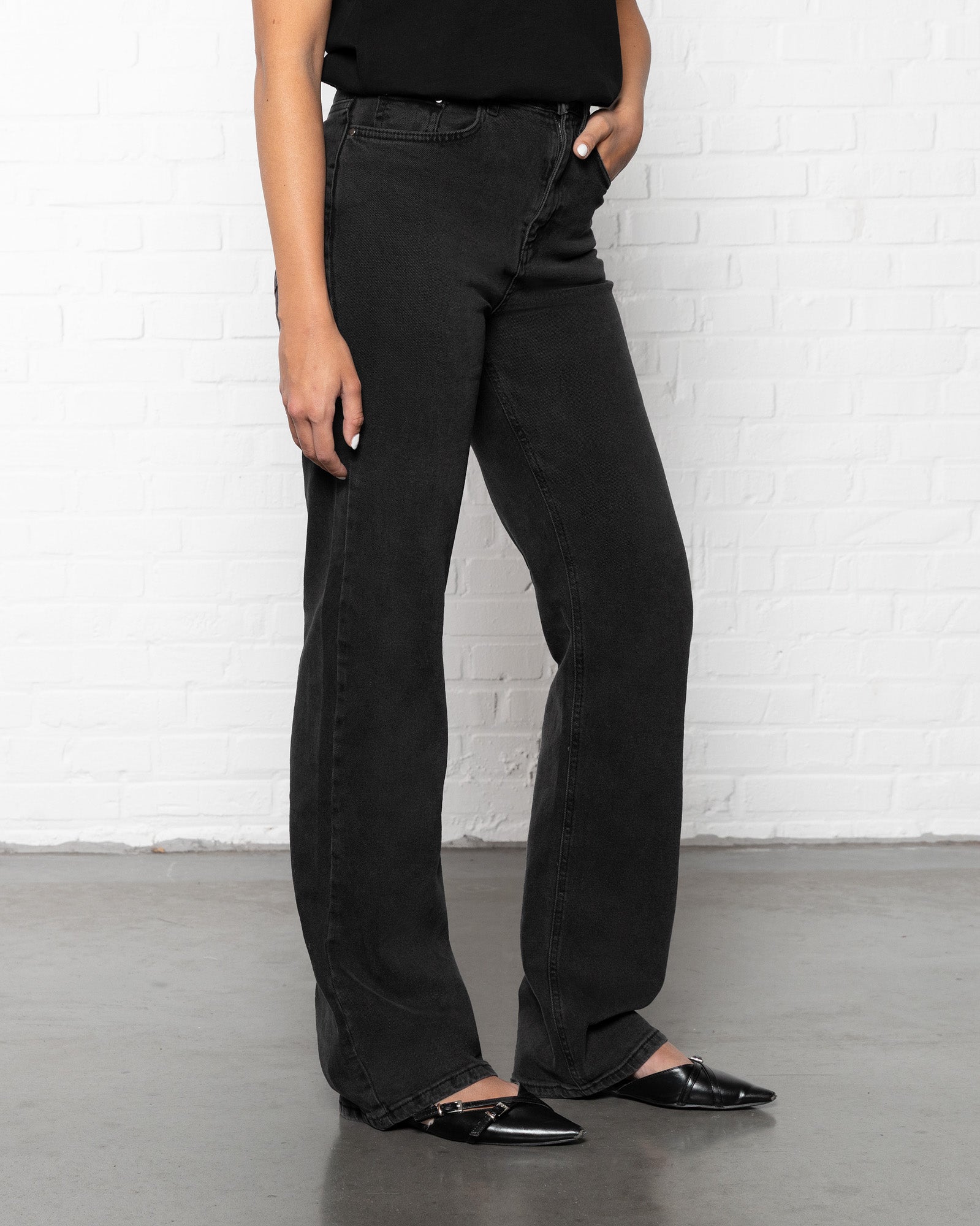 BOOTCUT JEANS GREY