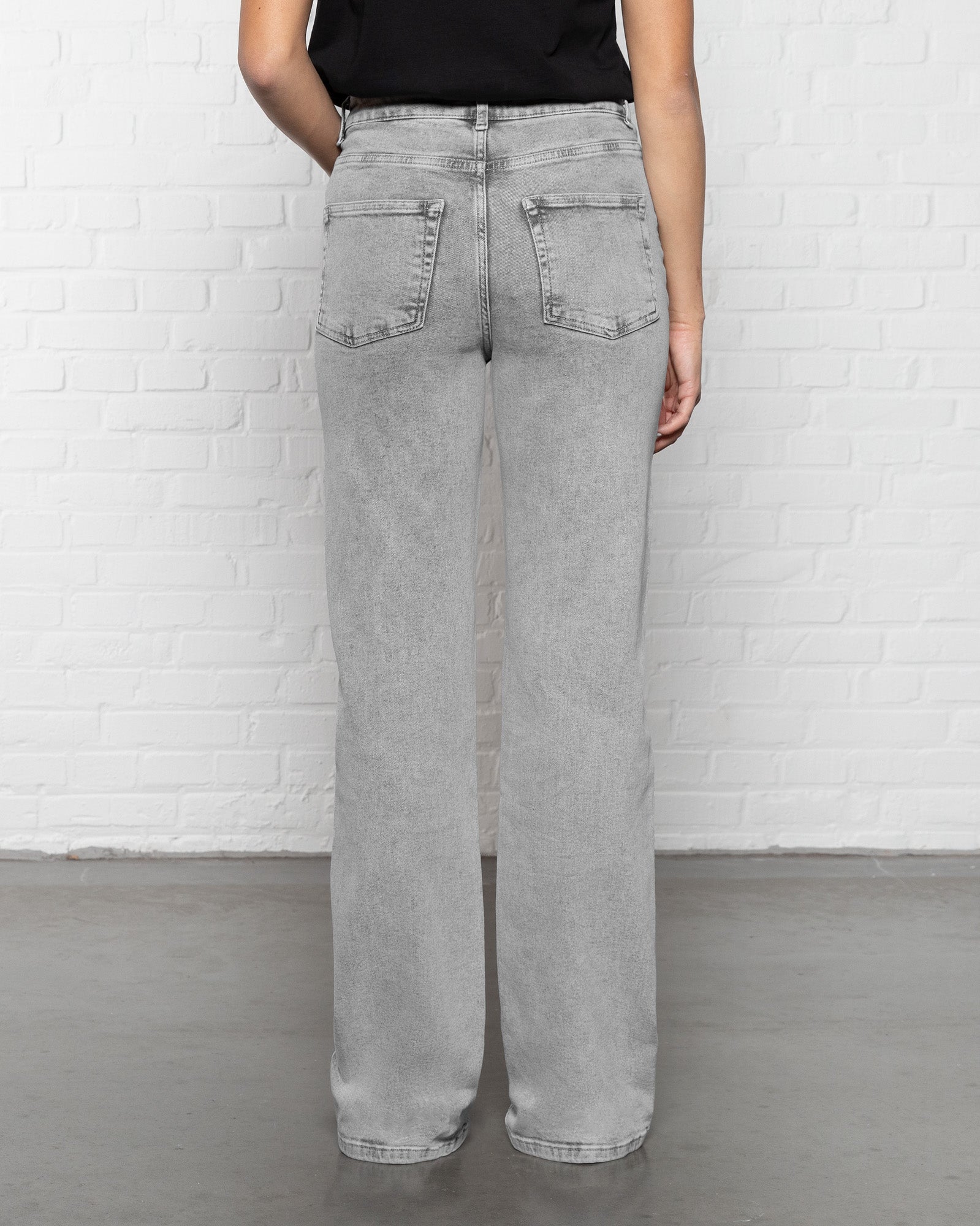 BOOTCUT JEANS SOFT GREY