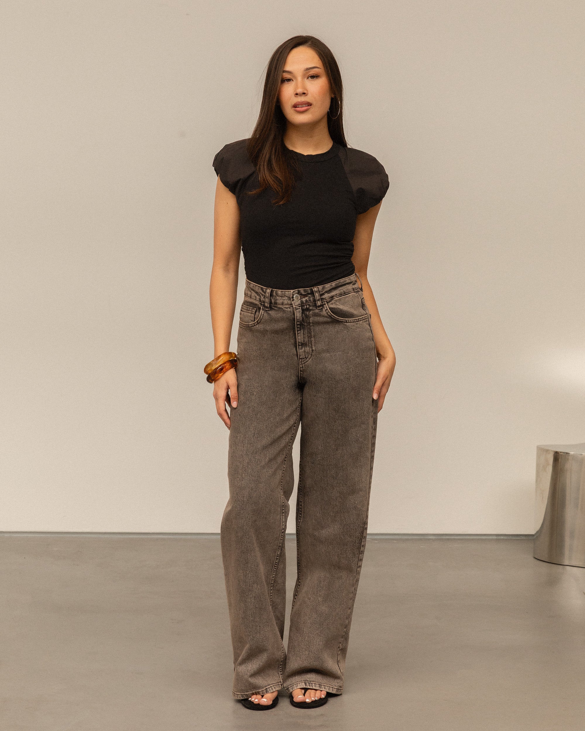 COMFORT WIDE LEG JEANS TINTED GRIJS
